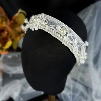 Generoso Tiara de Noiva Elegante Mantilha Com Pérolas de Decoração em 3D Flor Artesanal de Noiva, Acessórios de Chapelaria TT583