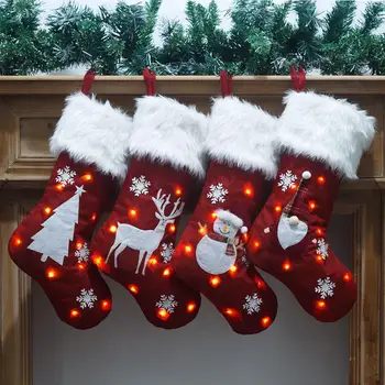 Meias de natal Com Luzes de Led Luminoso Elk Santa Doces de Presente de Meias Para a Árvore de Natal em Casa Lareira Decoração de Suspensão de Novos E9T4